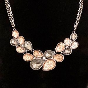 Dazzling Simply Vera Necklace !!
